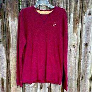 Hollister top size L